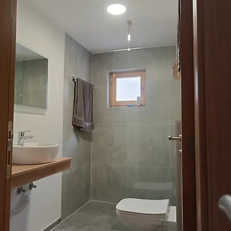 アパート Puccallpah ヴィソコ